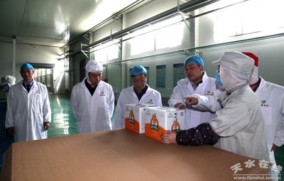 省委、省政府明查暗訪組深入清水開展食品安全檢查工作